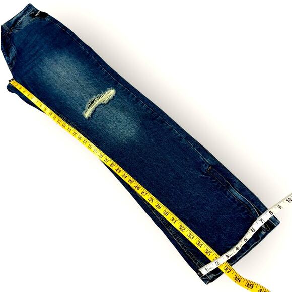 boohooMAN Relaxed Rigid Button Fly Rip Knee Blue Jeans Zip Hem Size 30X37 Tall - Picture 13 of 14